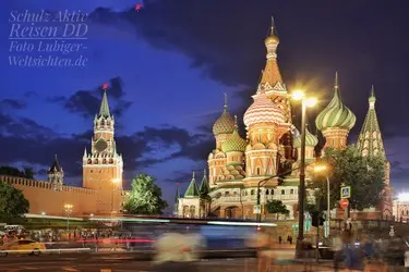 003 Russland Moskau Roter Platz Nacht.jpeg